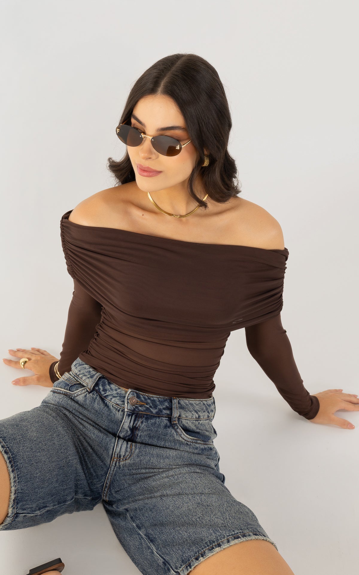 Blusa Chocolate Cuello Bandeja Manga Larga