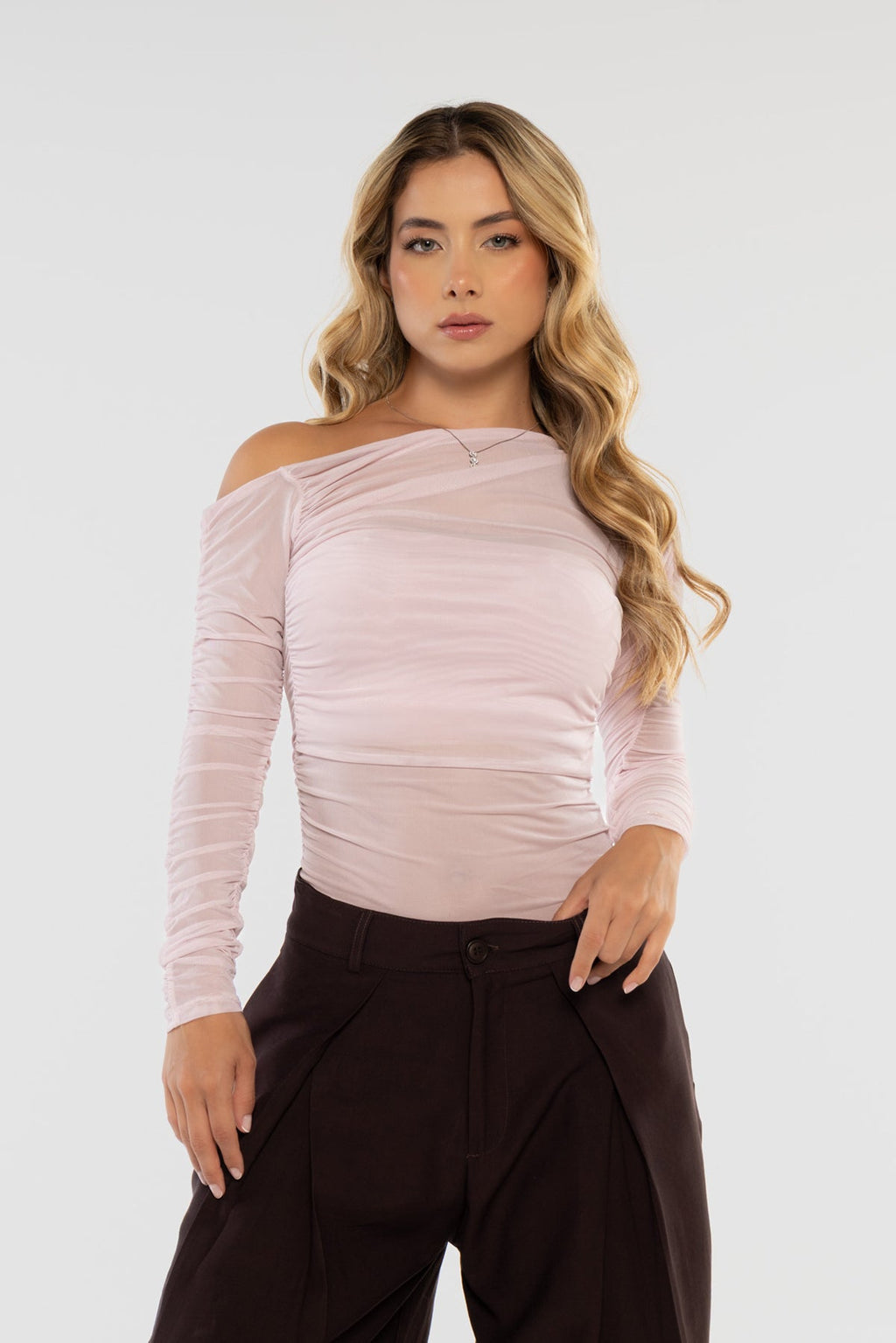 Body Rosado Asimétrico Manga Larga