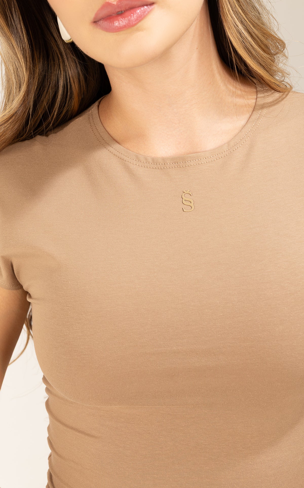 Camiseta Camel Manga Rodada