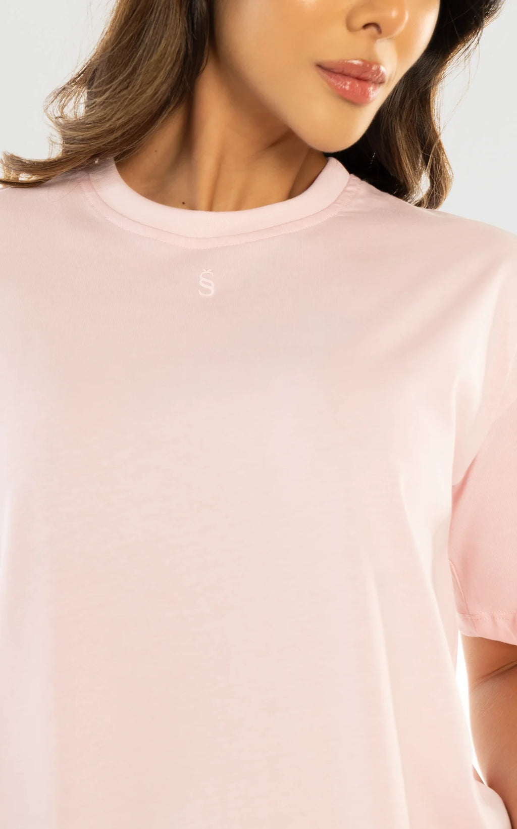 Camiseta Oversized Rosado Claro Cuello Rib