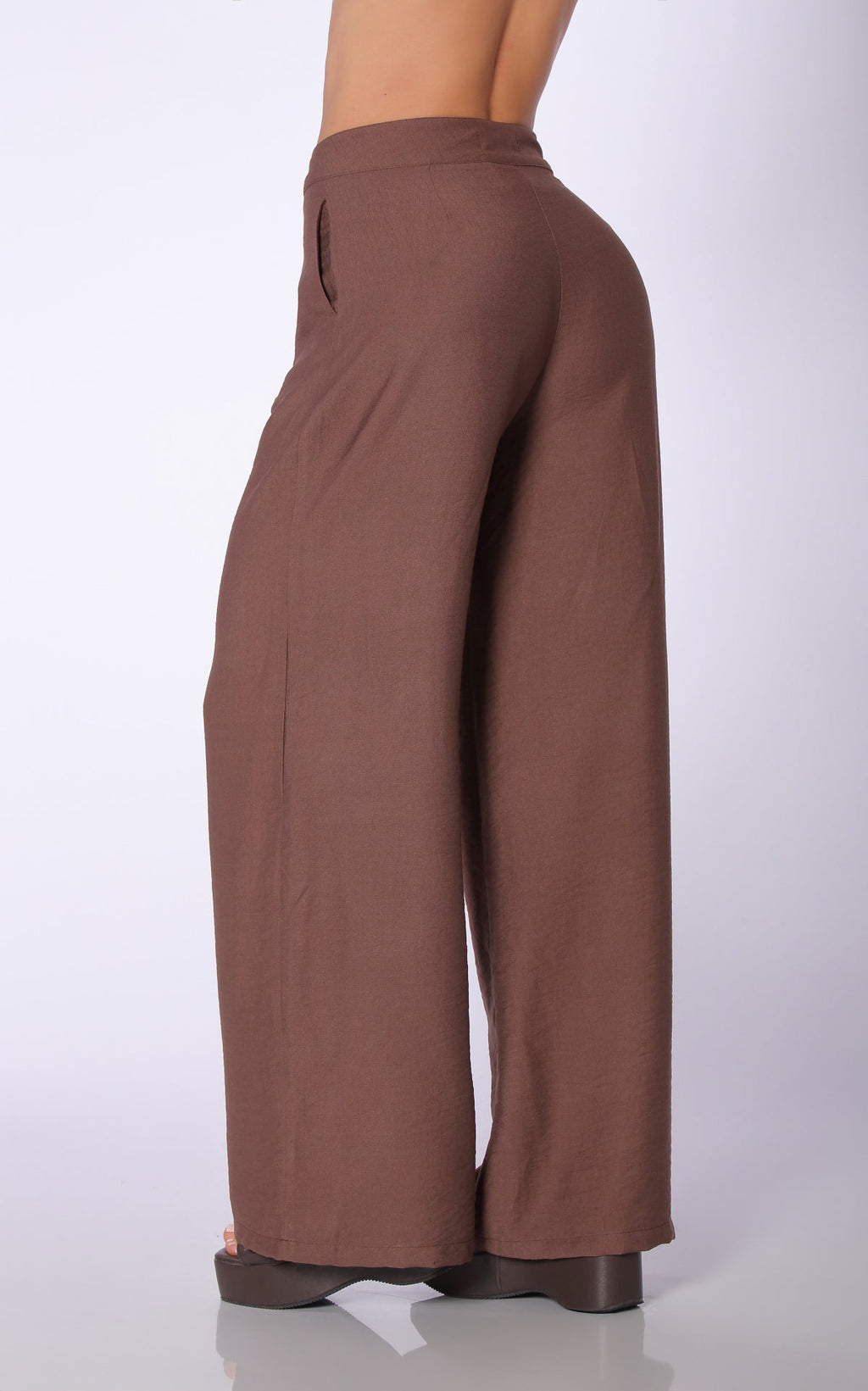 Pantalón Café Clásico