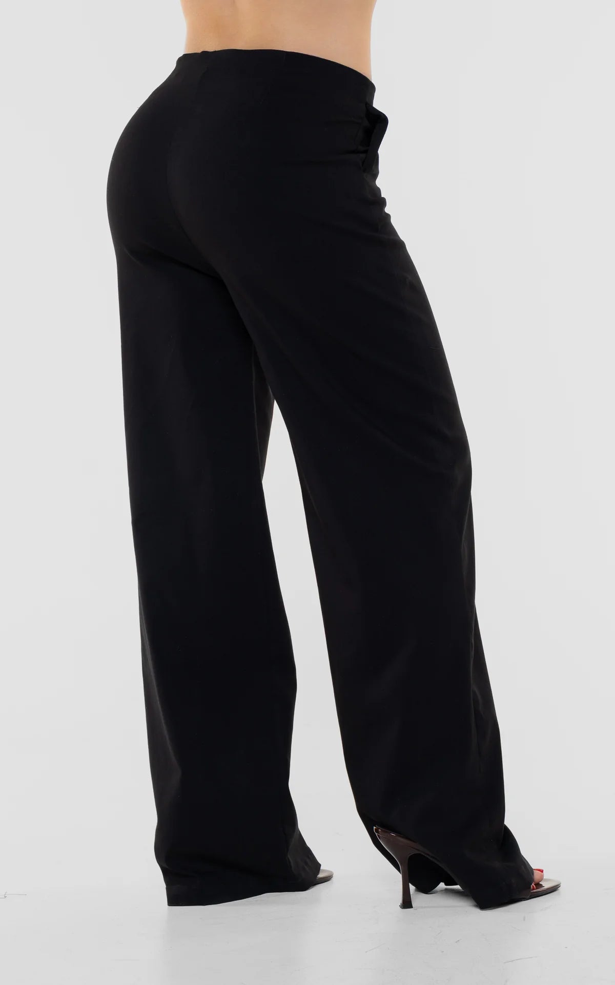 Black Barrel-Leg High-Rise Pants by Navissi