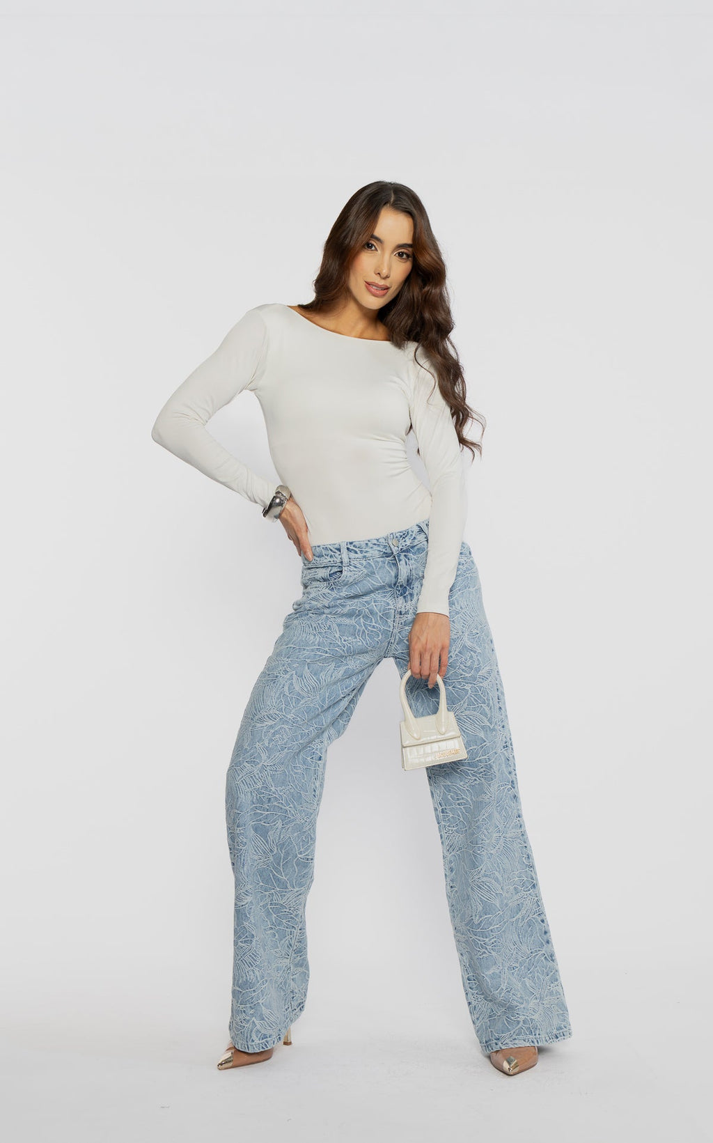Blue Wide-Leg Jeans by Navissi