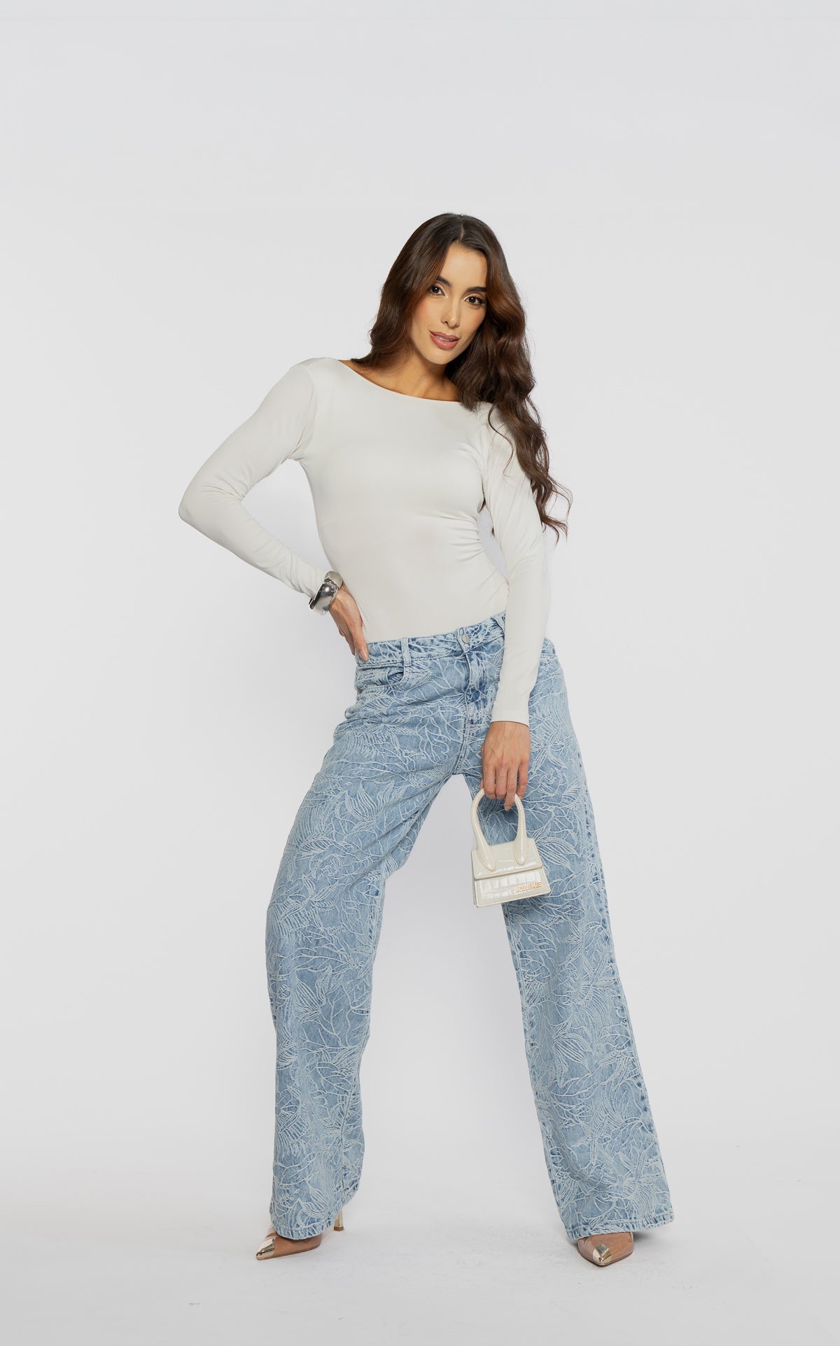 Blue Wide-Leg Jeans by Navissi