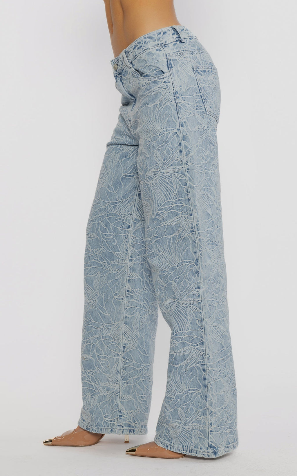 Blue Wide-Leg Jeans by Navissi