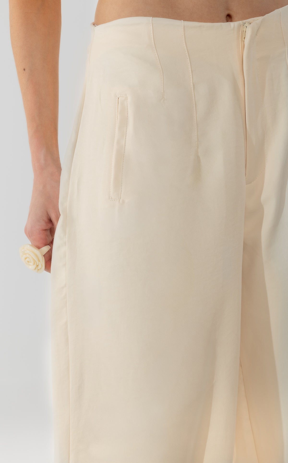 Pantalón Crema Tiro Alto