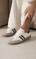 Tenis Blancos Línea Lateral Verde