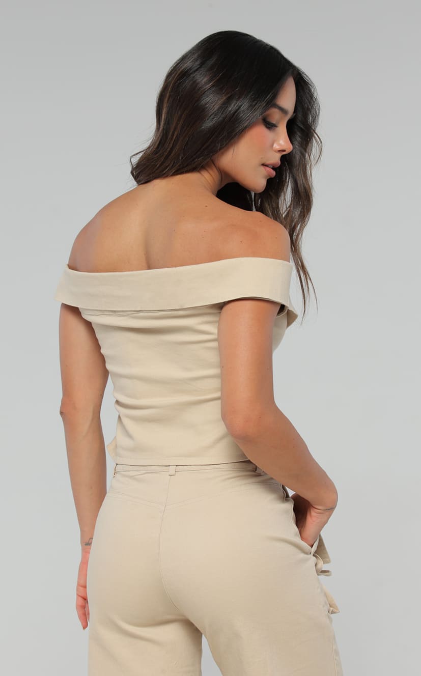 Blusa Arena Cuello Bandeja