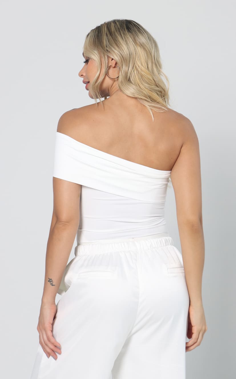 Blusa Blanca Bandeja Diagonal Navissi