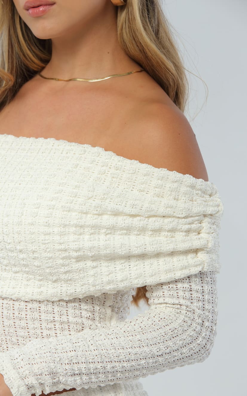 Blusa Marfil Cuello Bandeja