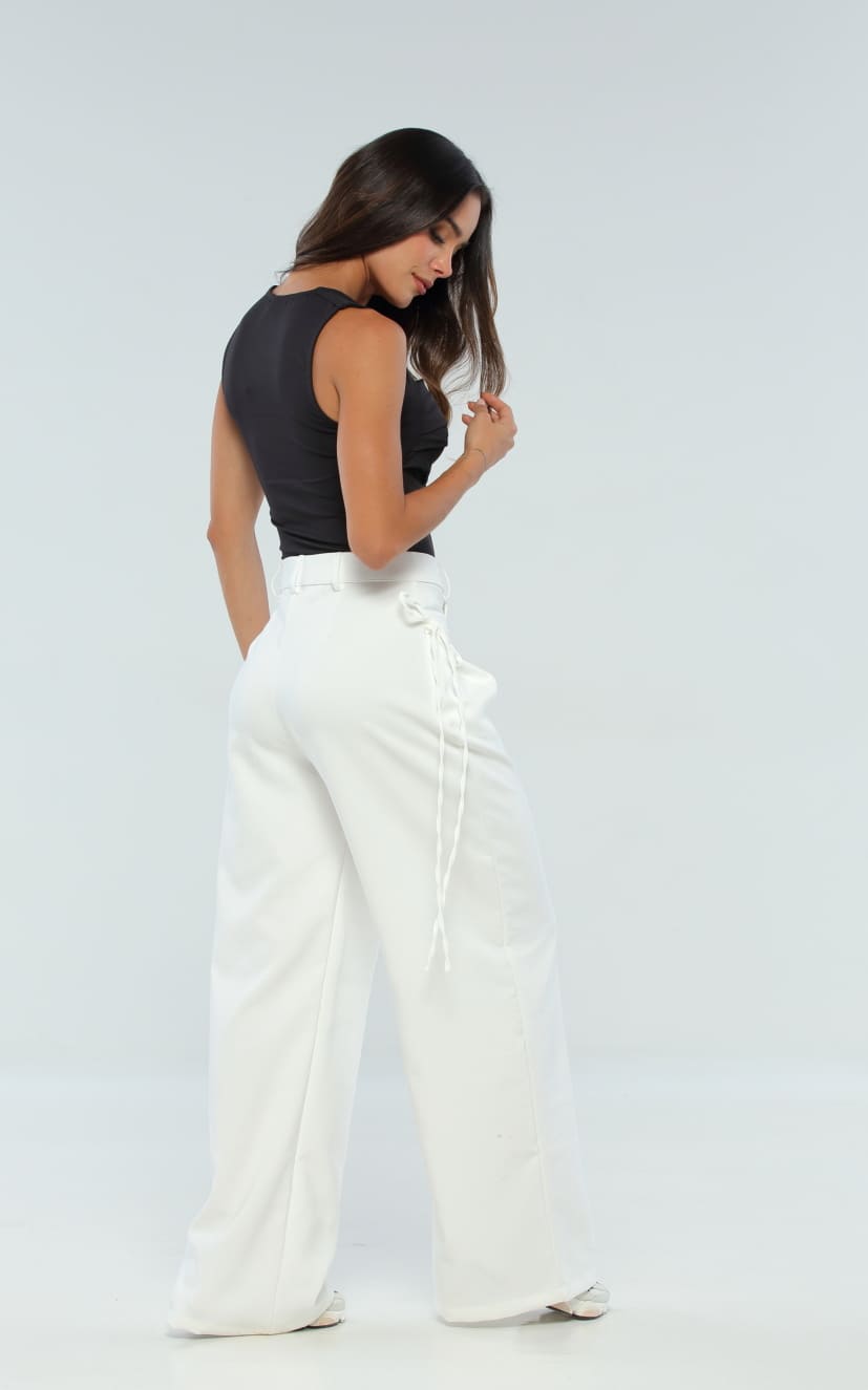 Blusa Negra Pliegues