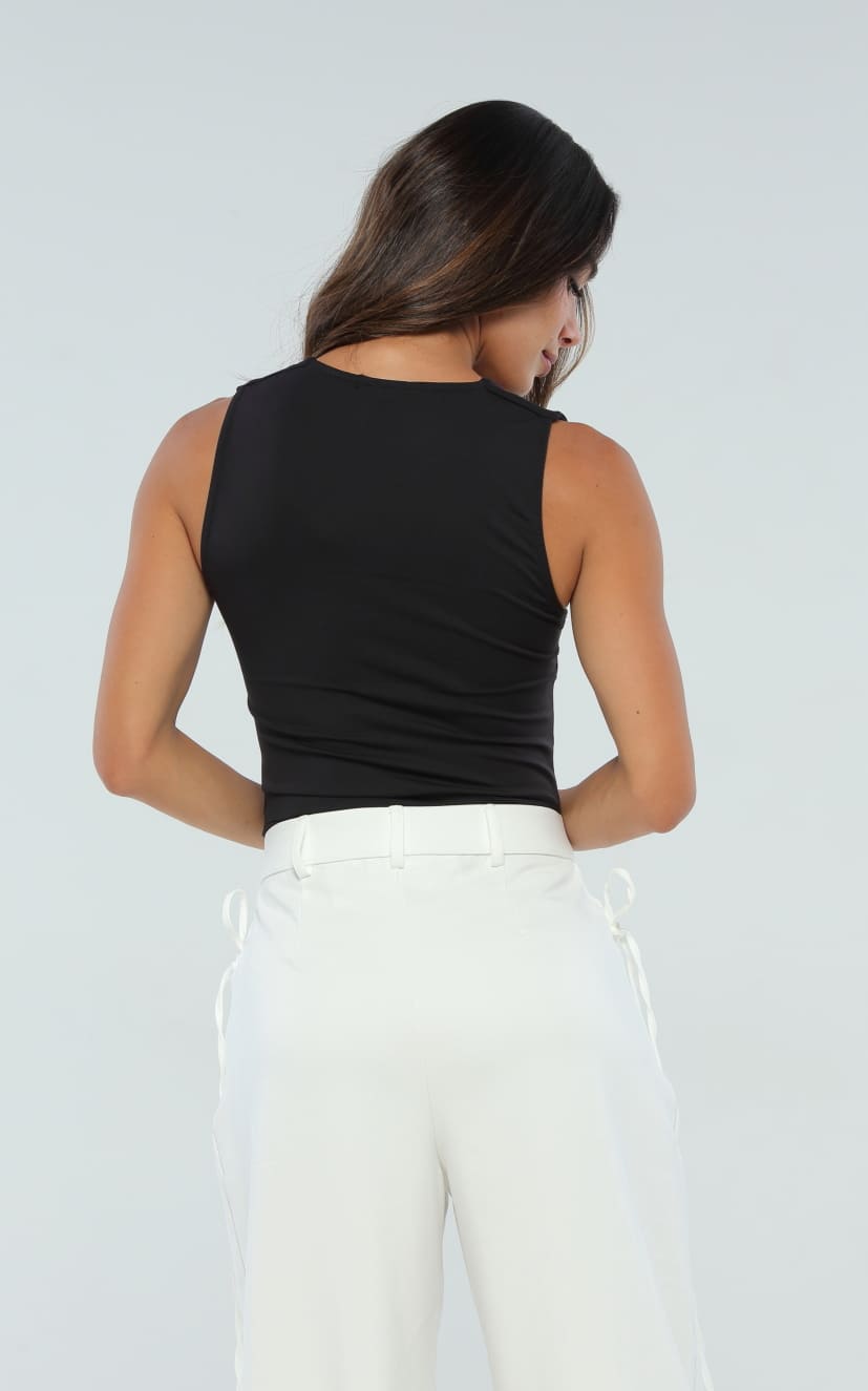 Blusa Negra Pliegues