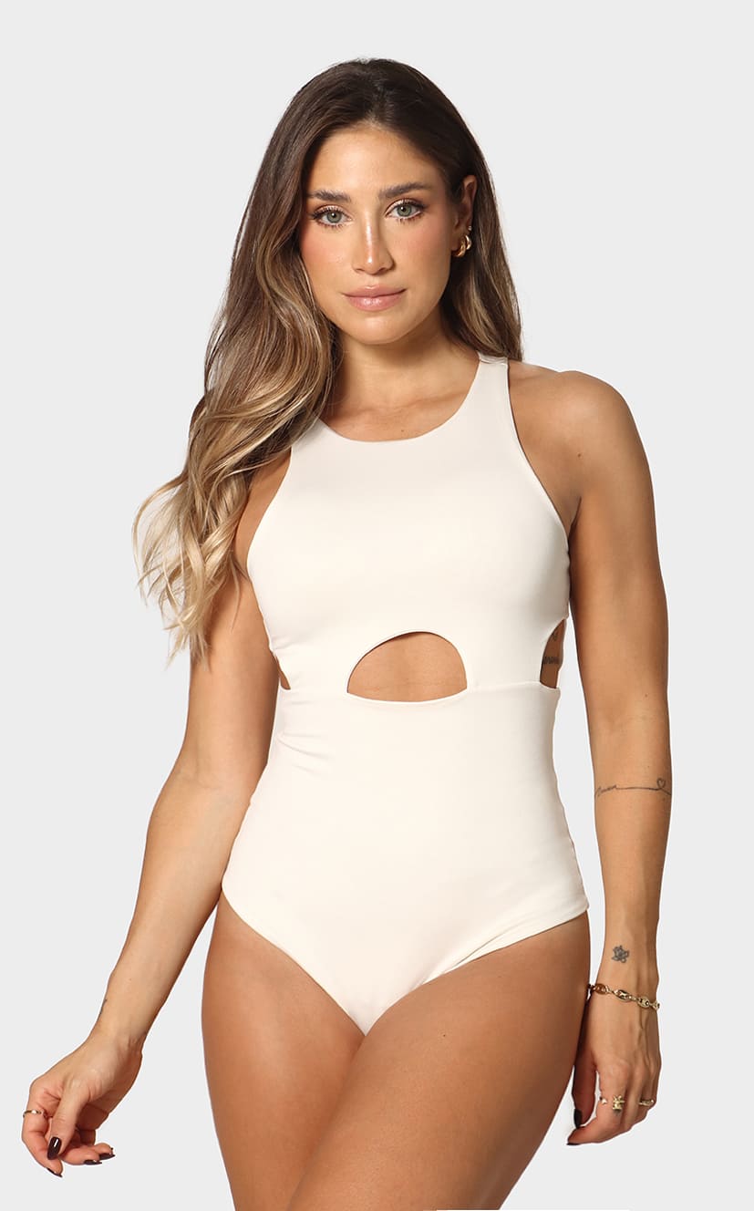 Body Marfil Cut Out En Escote
