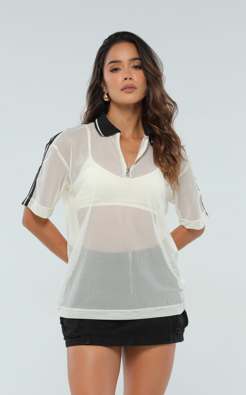 Camiseta Marfil Tipo Polo En Malla