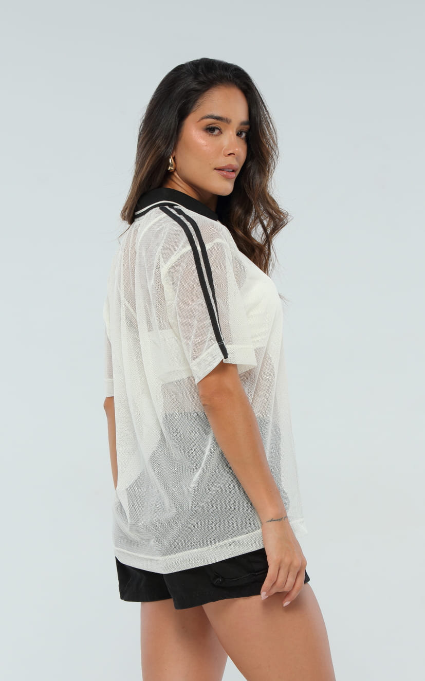 Camiseta Marfil Tipo Polo En Malla