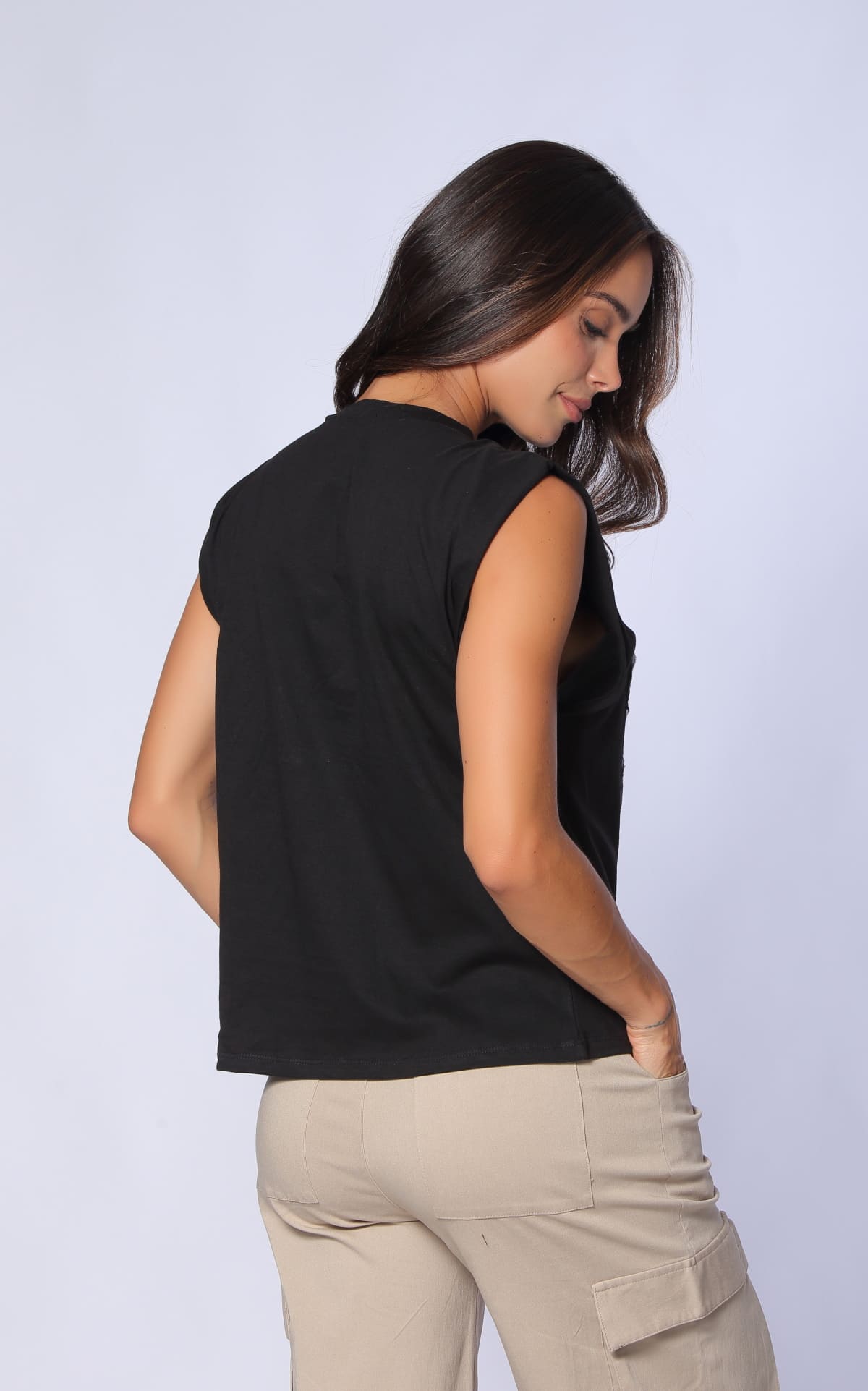 Camiseta Negra Manga Sisa Estrella