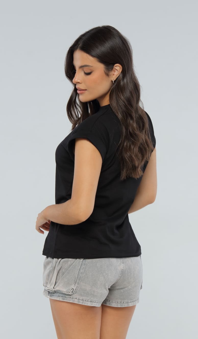 Camiseta Negra Guardapolvo