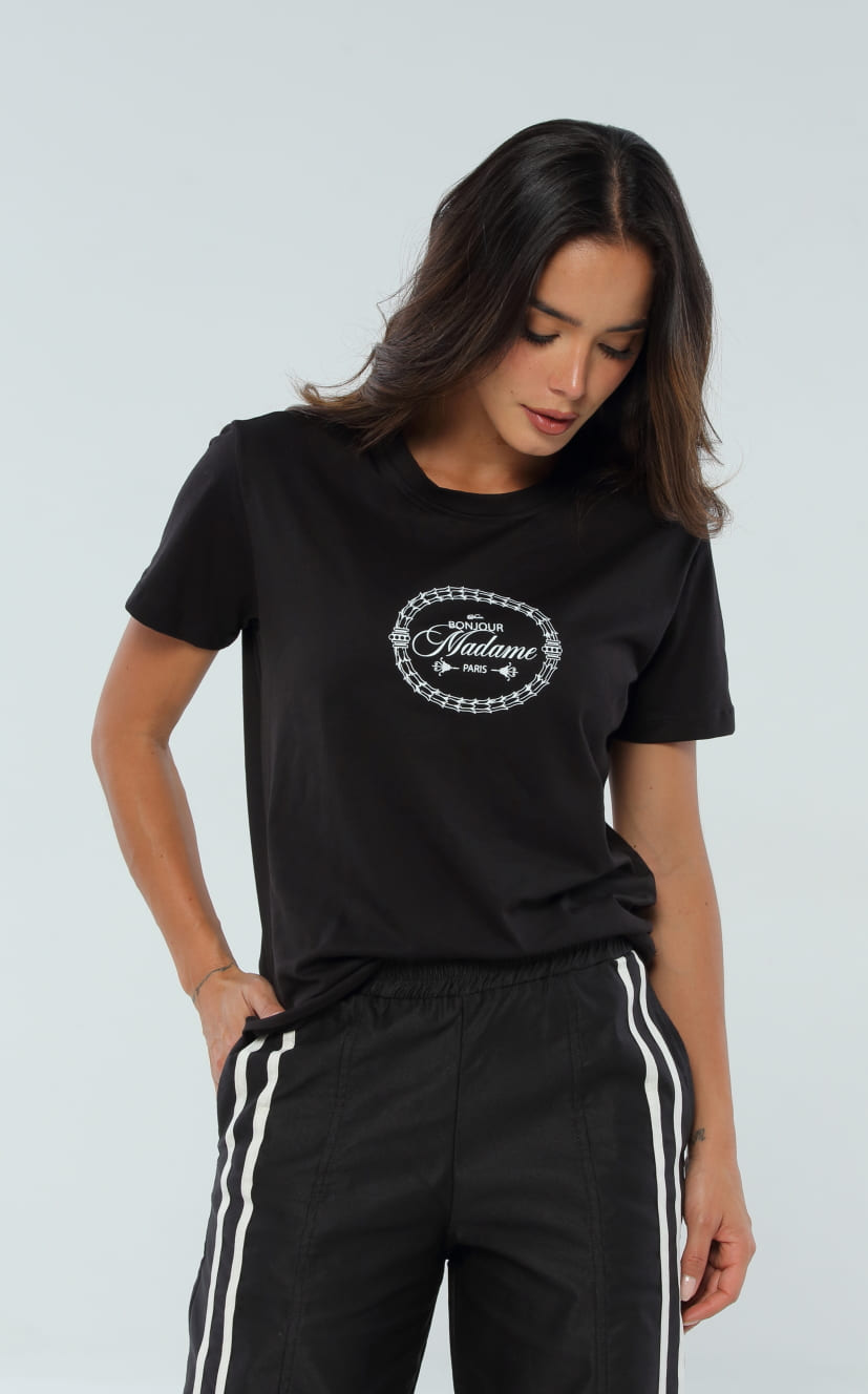 Camiseta Negra Regular