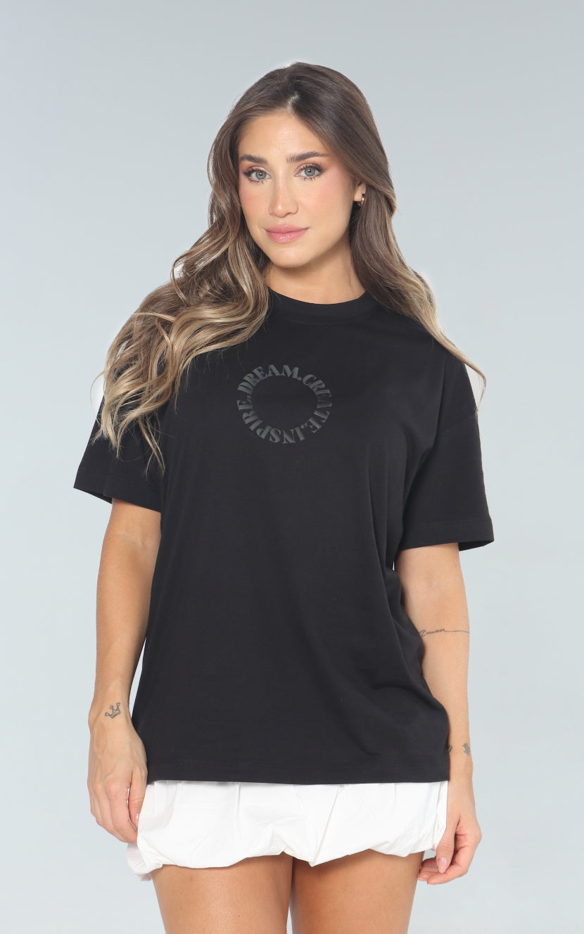 Camiseta Negra Oversize