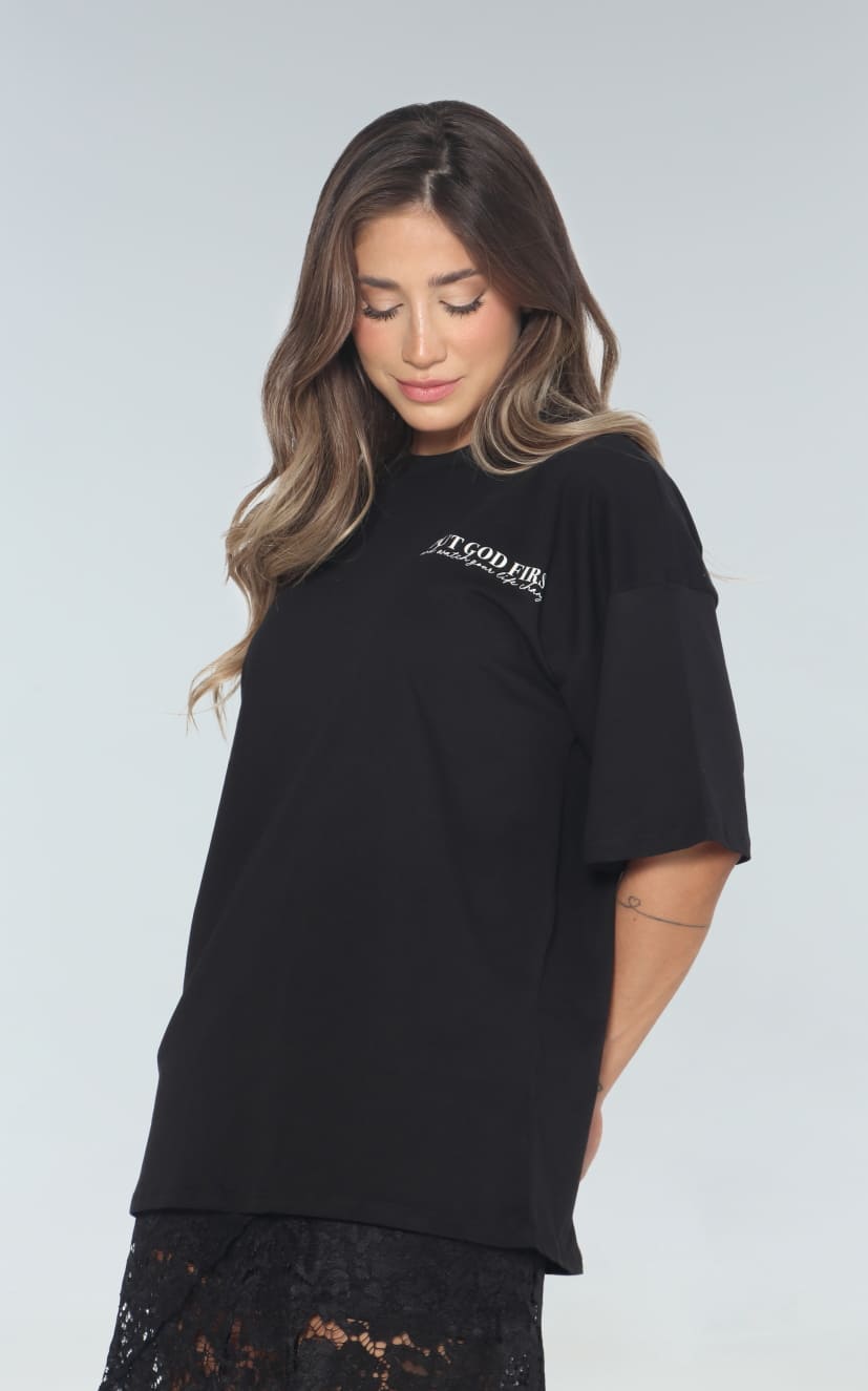 Camiseta Negra Oversize