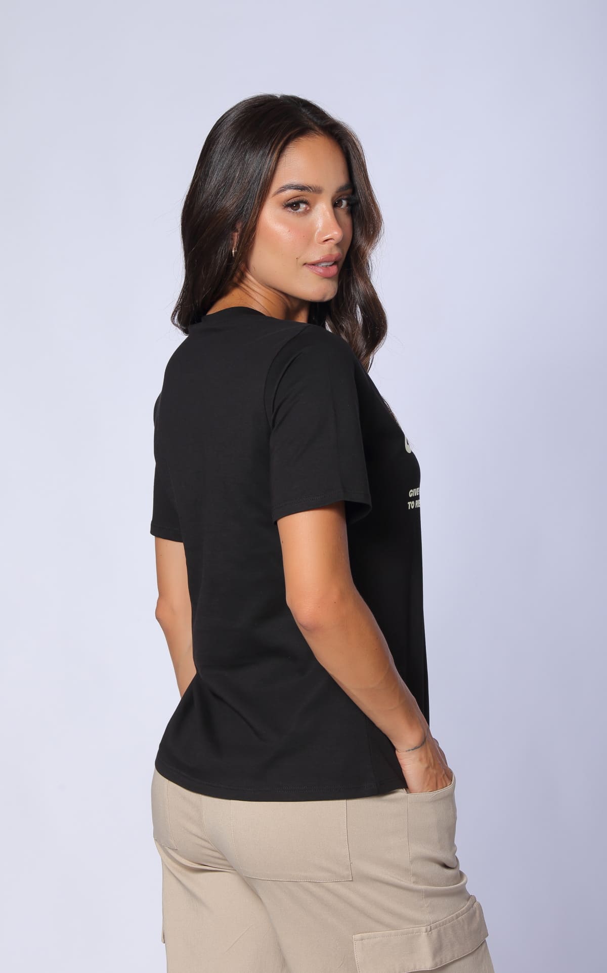 Camiseta Negra Regular