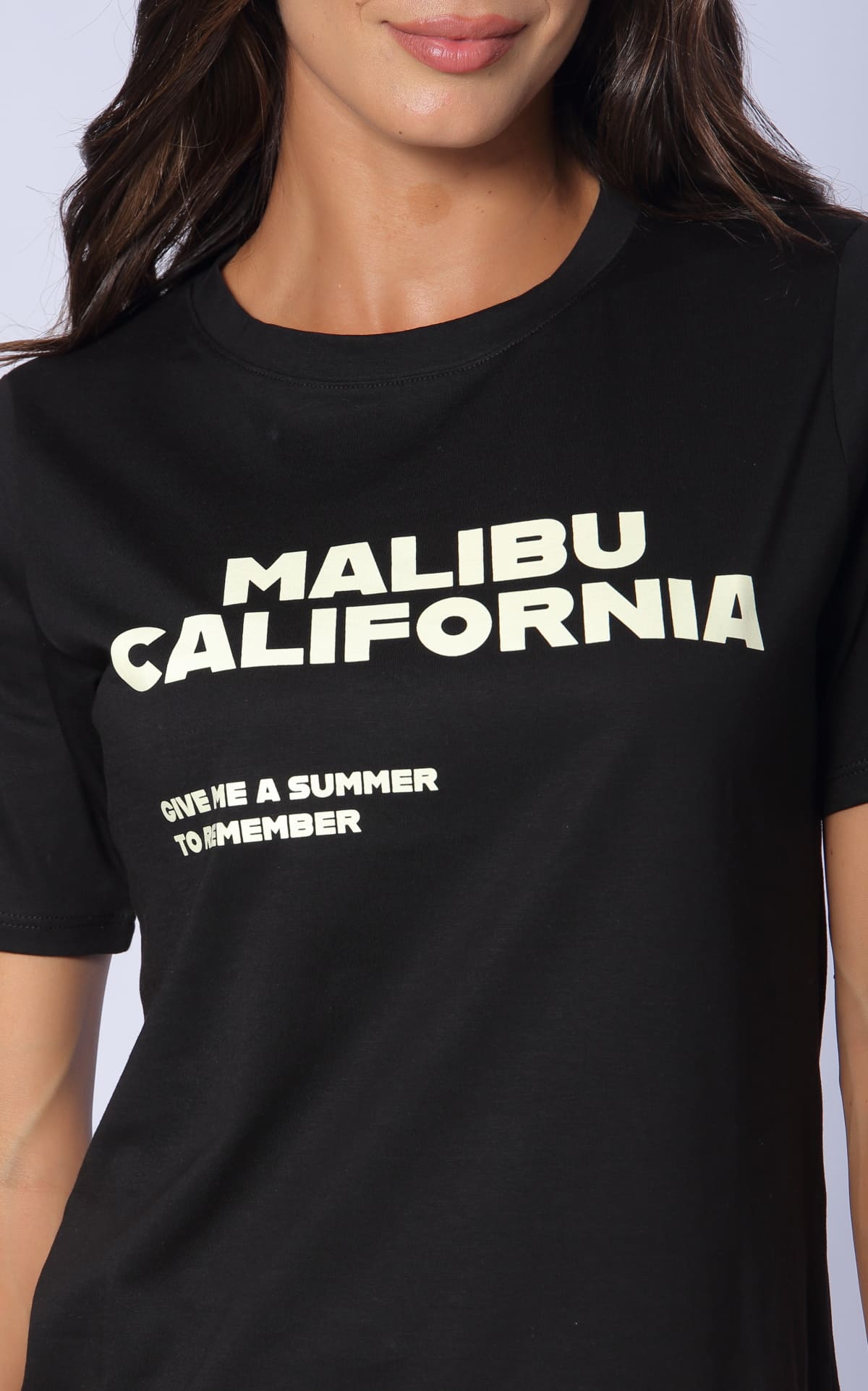 Camiseta Negra Regular