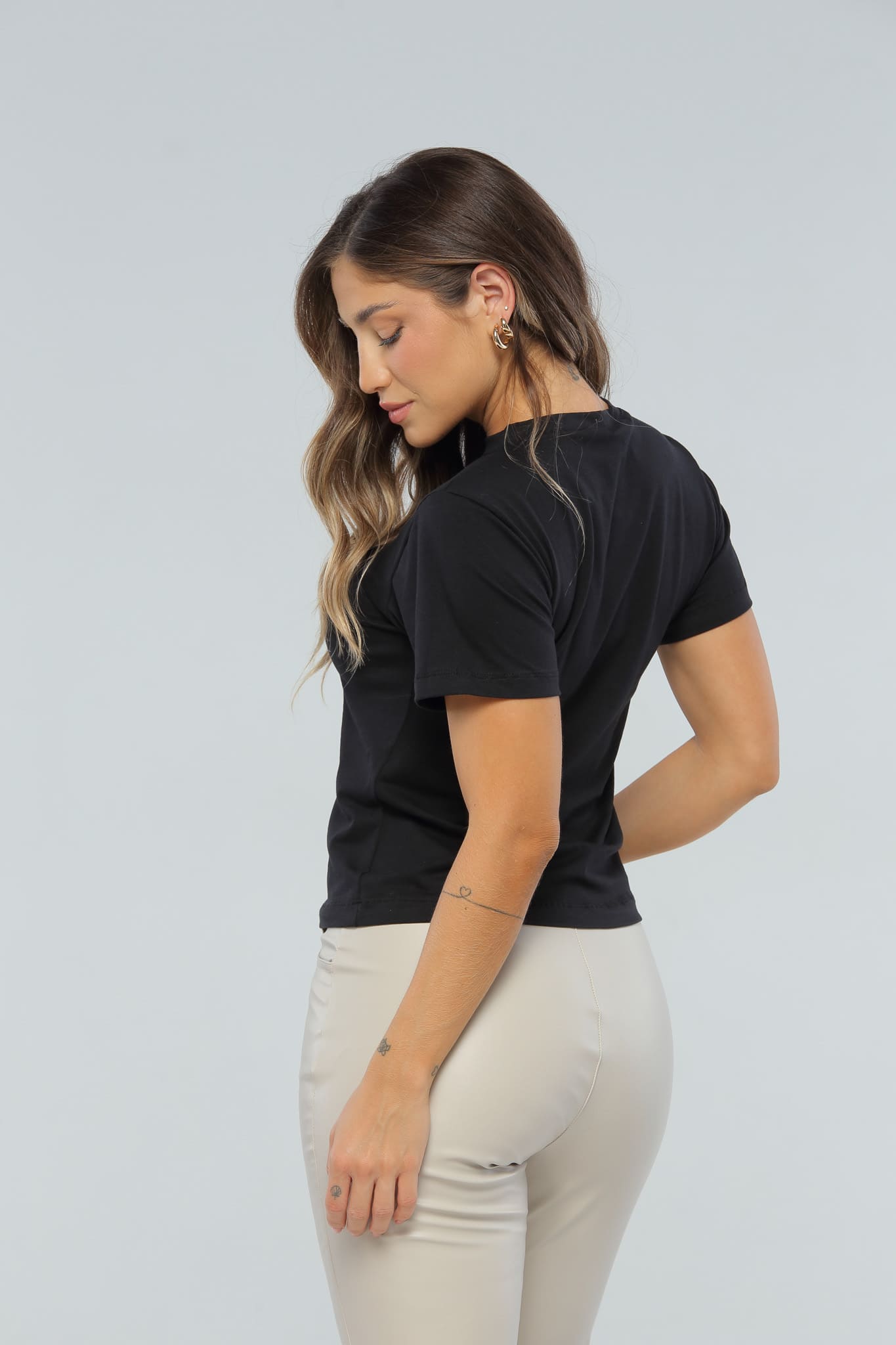Camiseta Negra Regular