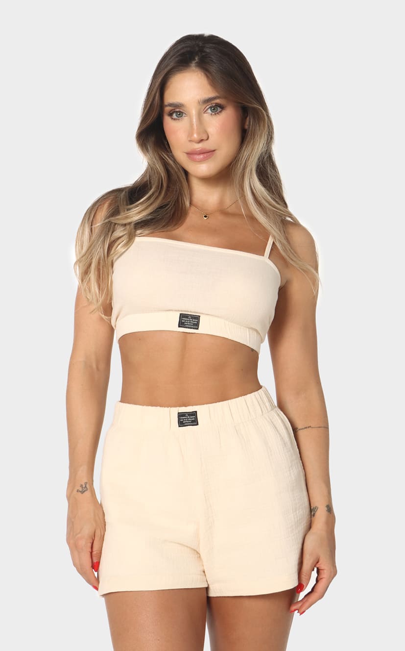 Short Crema Con Elástico