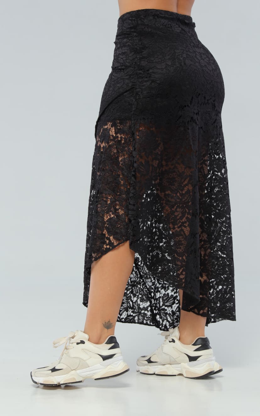 Falda Negro Asimétrica Cortes