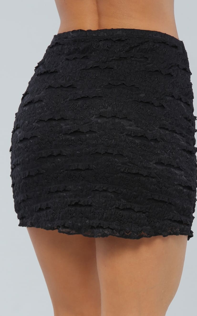 Falda Negra Corta