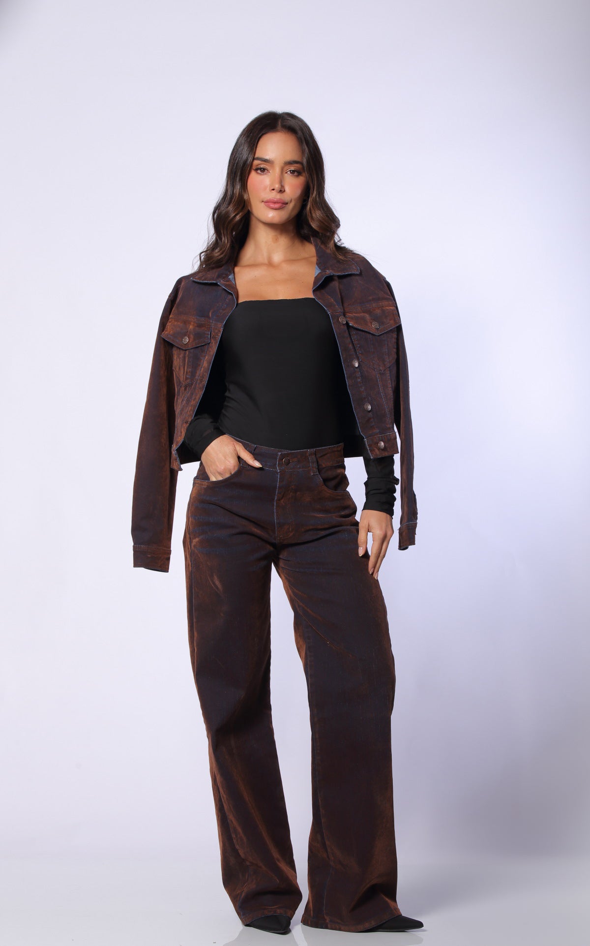 Jean Cobre Semi Wide Leg