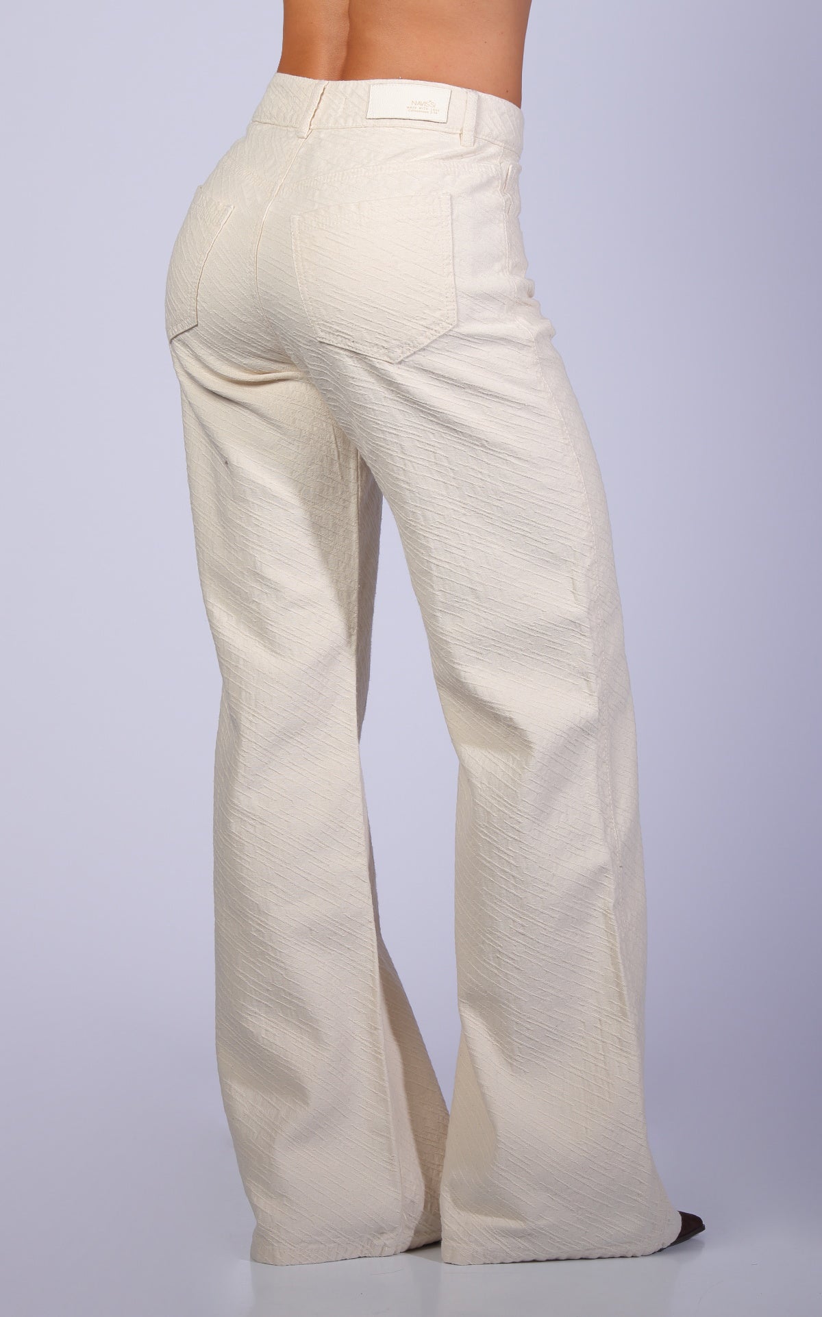 Ivory Semi Wide-Leg Wide-Leg Jeans
