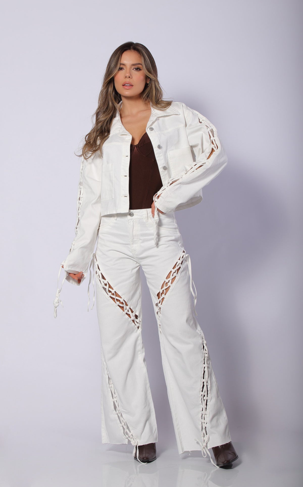 Ecru Semi Wide-Leg Wide-Leg Jeans