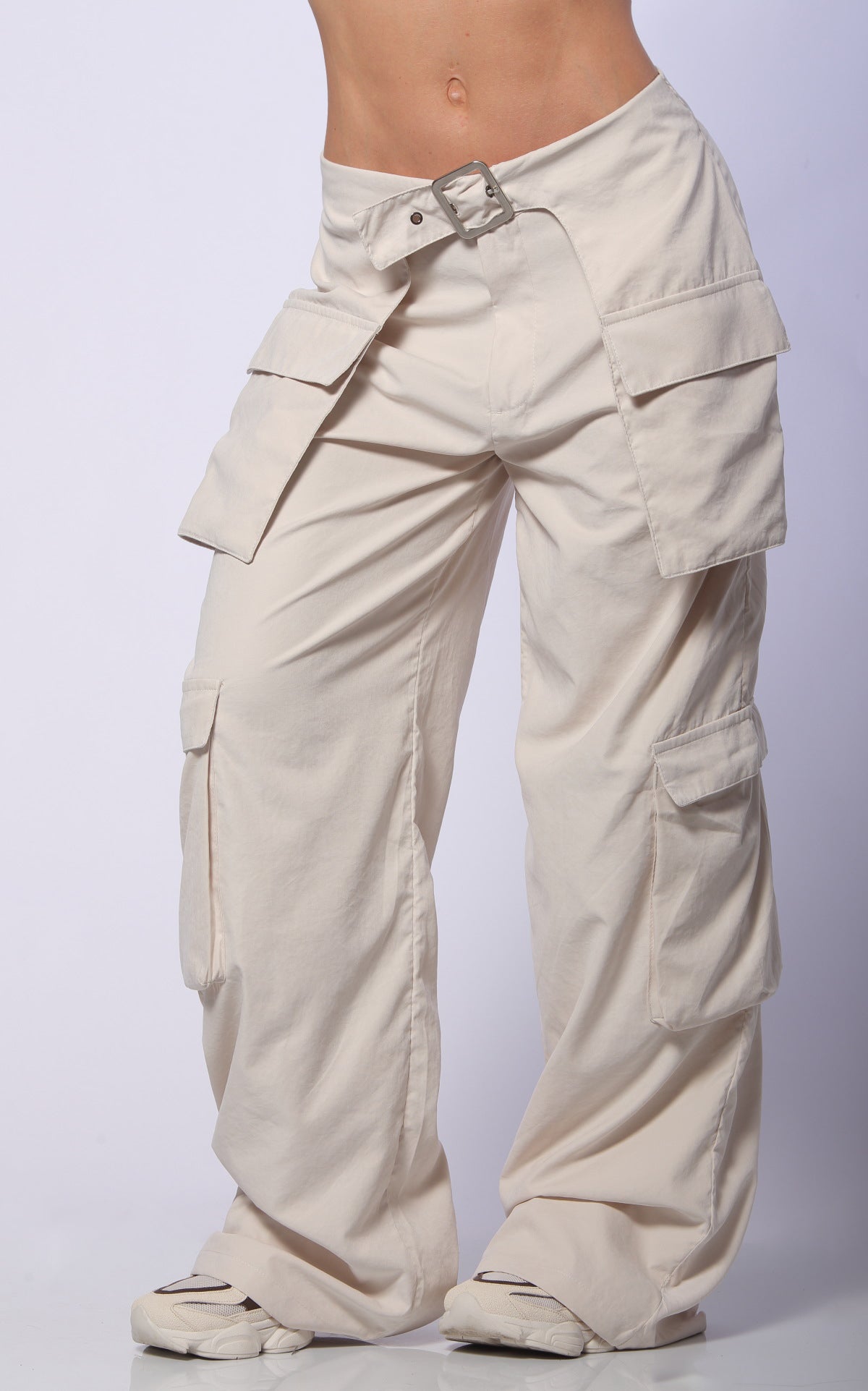 Pantalón Beige Bolsillos