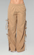 Pantalón Camel Amarres Laterales
