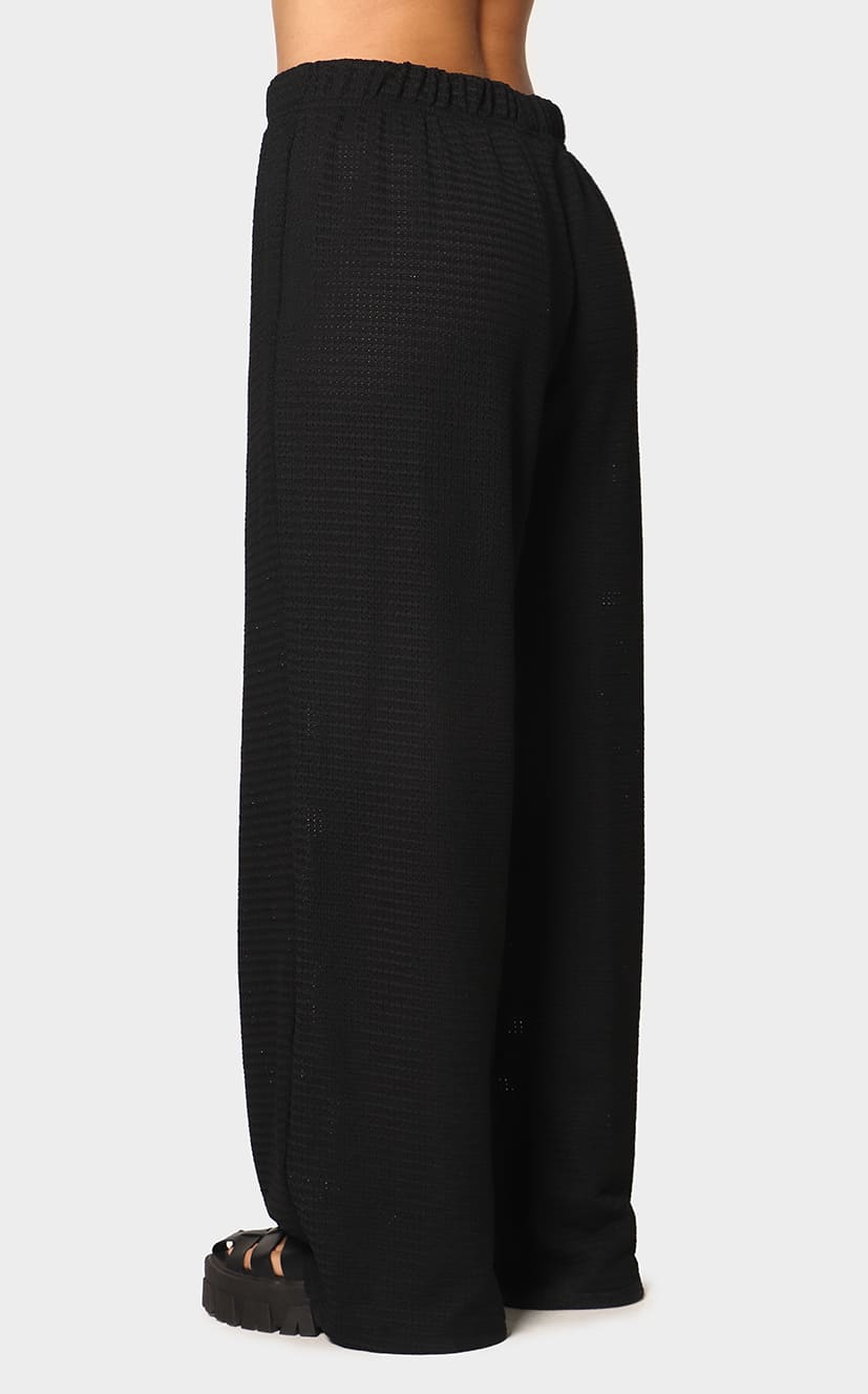 Pantalón Negro Bota Ancha