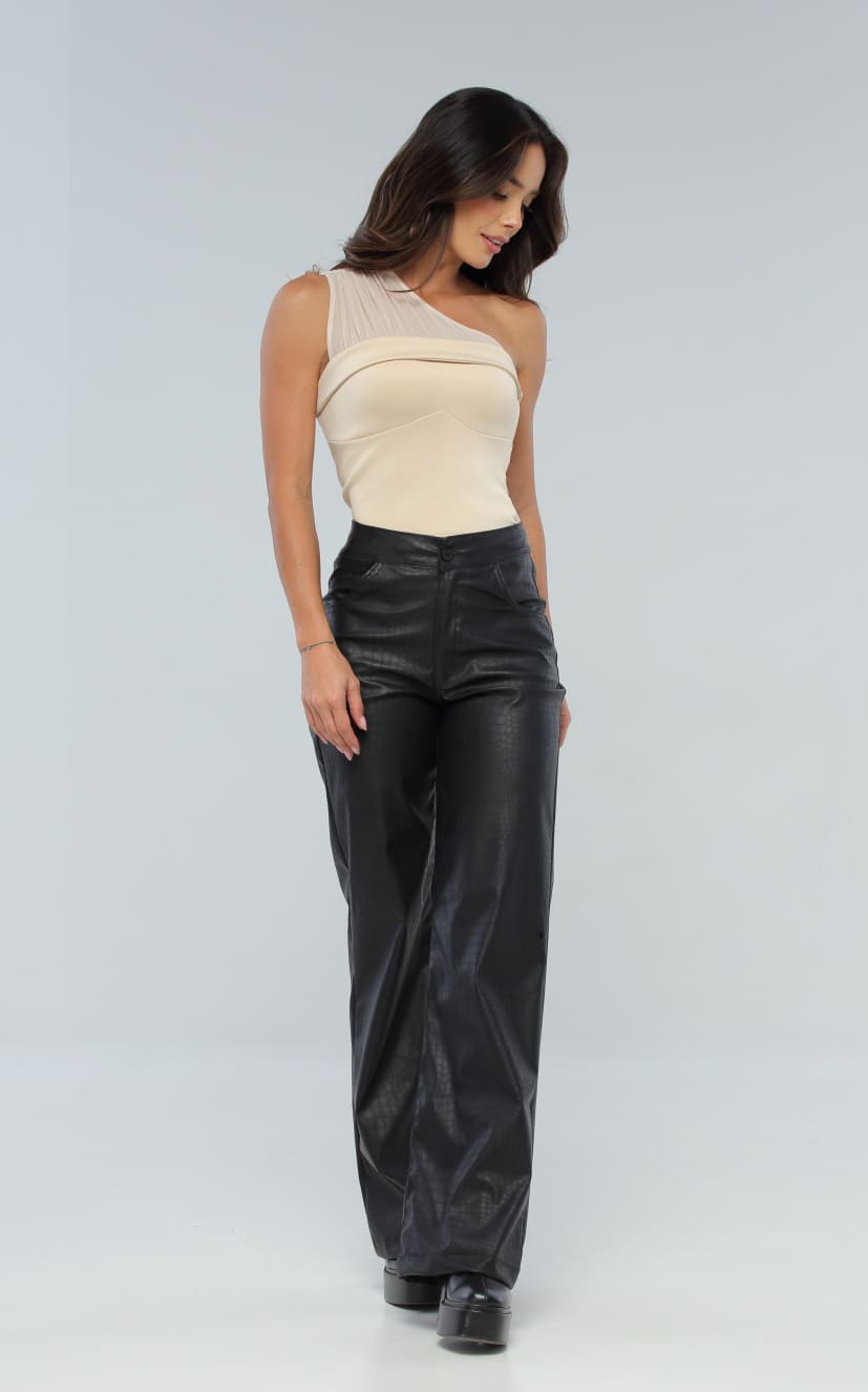 Pantalón Negro Cuerina