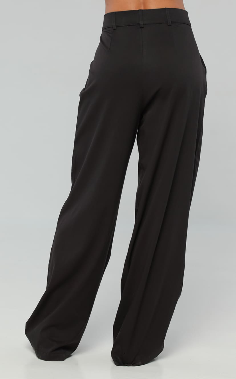 Pantalón Negro Bota Recta - Navissi