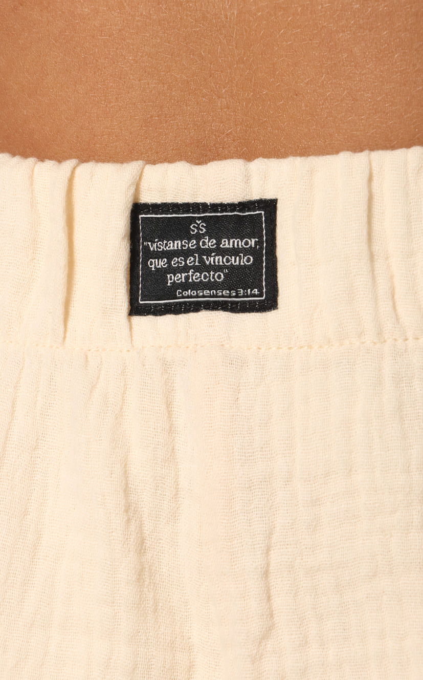 Short Crema Con Elástico