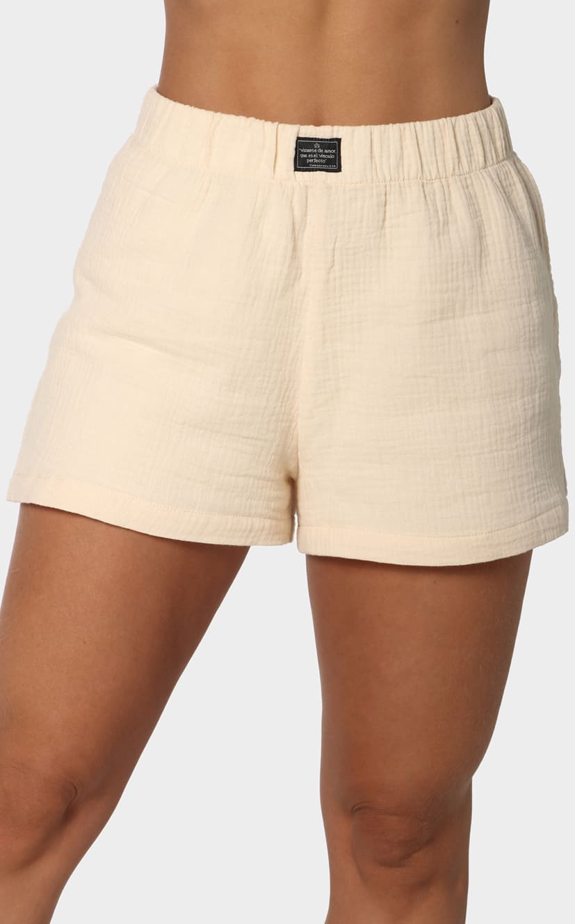 Short Crema Con Elástico