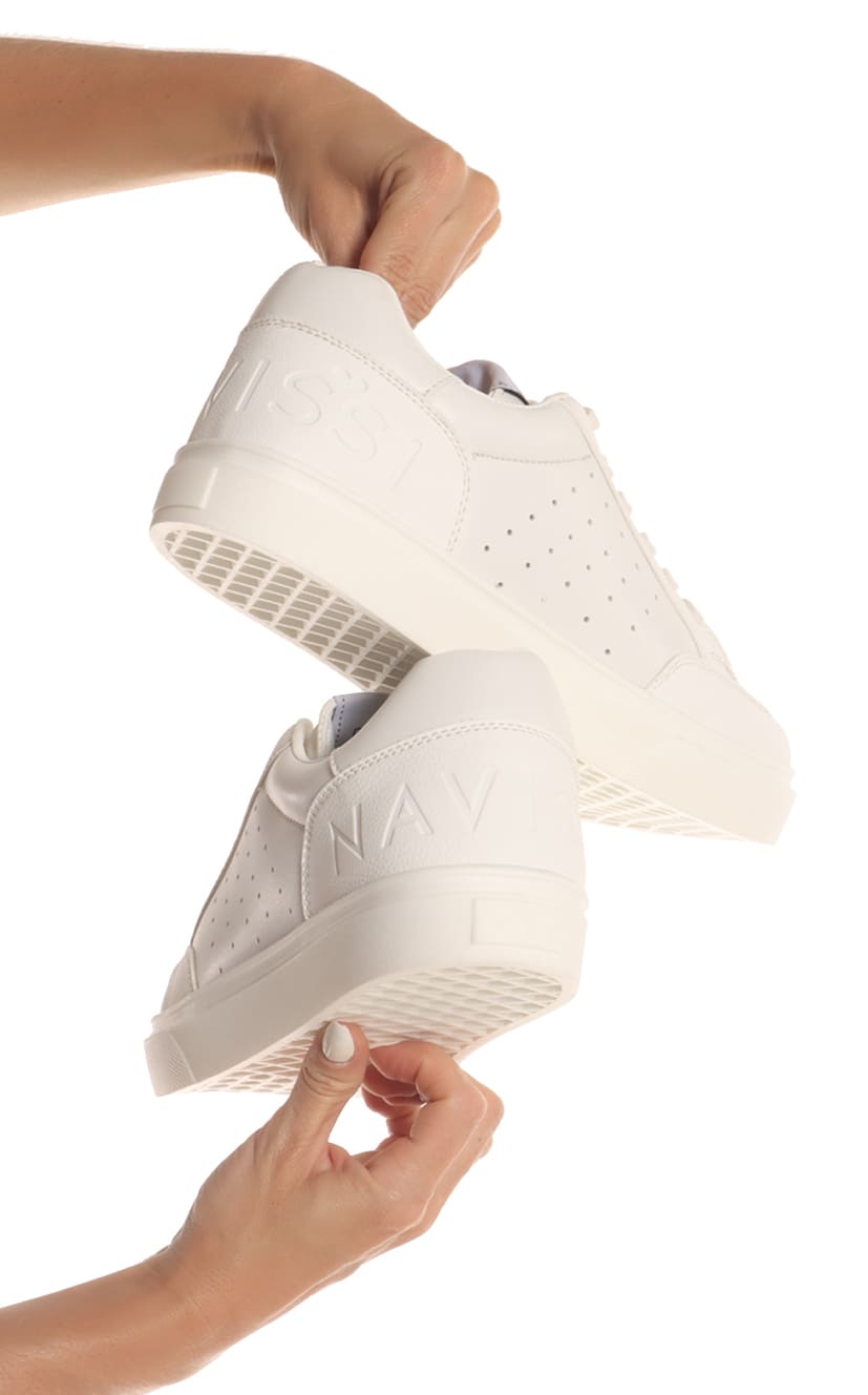 Tenis Blancos Talonera - Navissi Clothing ♡