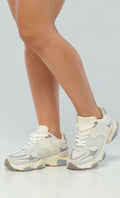 Tenis Deportivos Marfil/Gris
