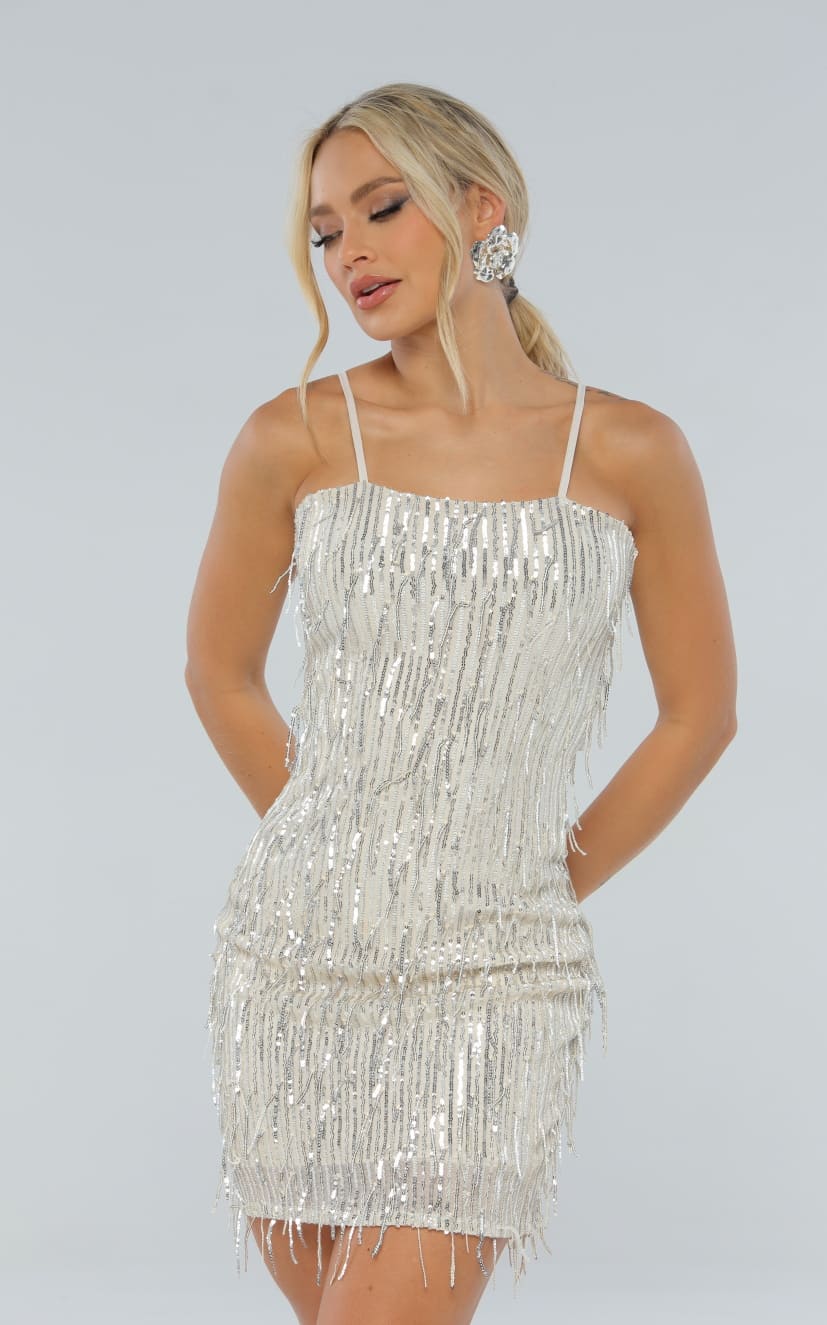 Vestido Crema Fleco Lentejuelas