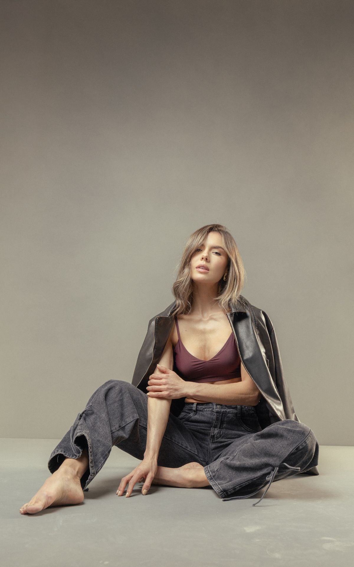 Wine V-Neck Essential Top