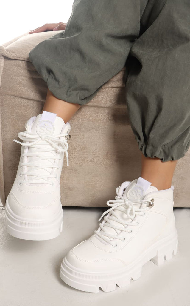 Tenis Bota Marfil Tipo Chunky - Navissi Clothing ♡